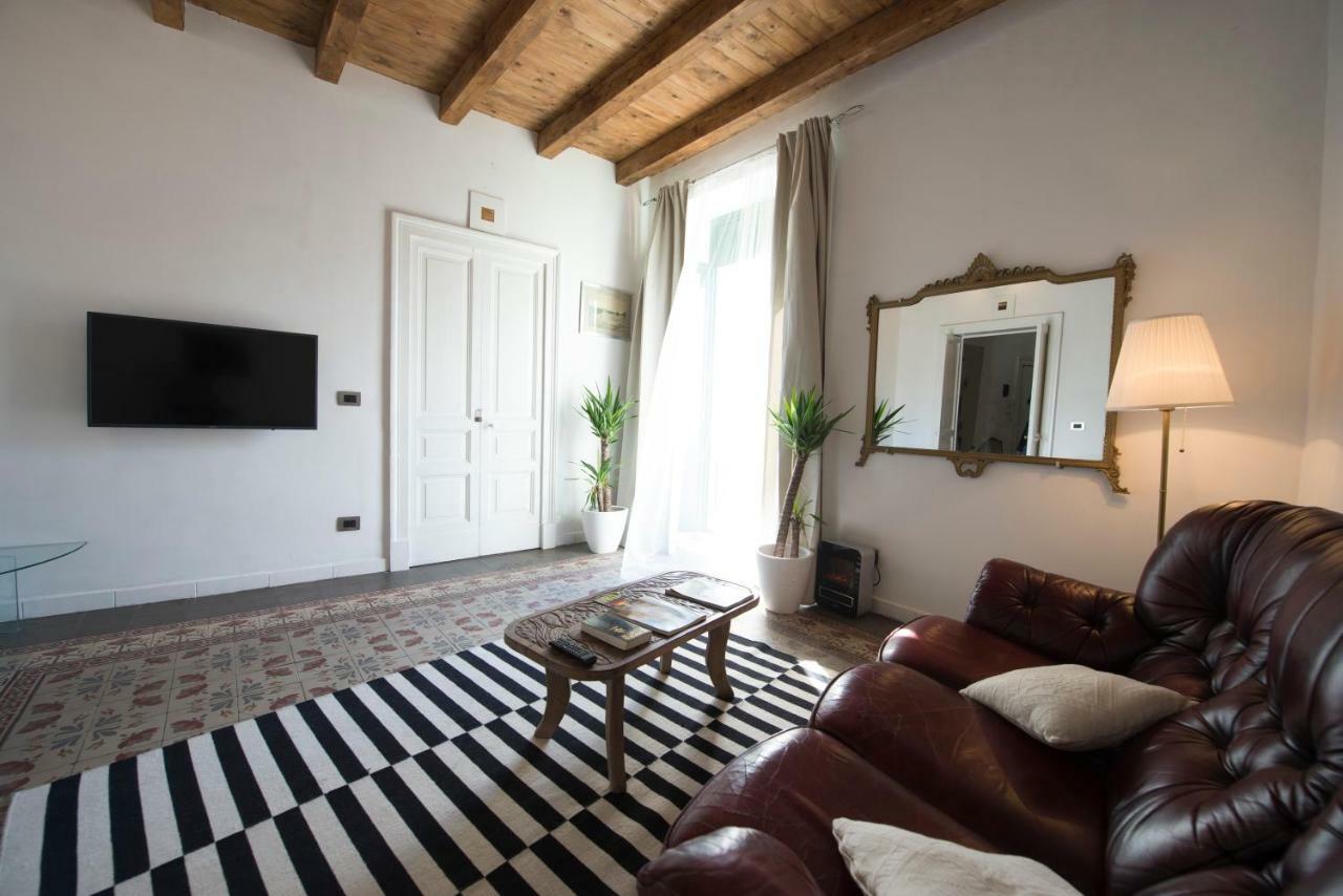 Suite Bellini Apartment Катанія Екстер'єр фото