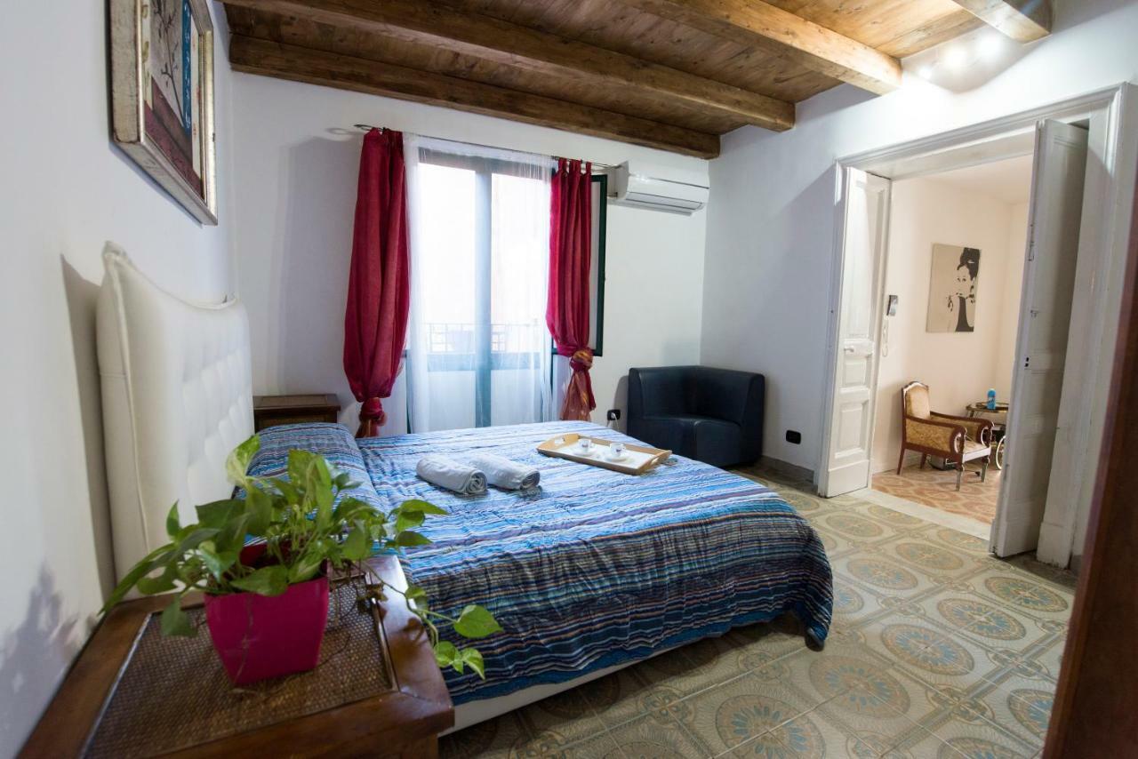 Suite Bellini Apartment Катанія Екстер'єр фото